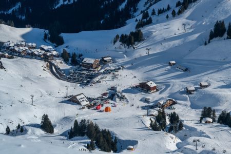 Avoriaz : la perle des Alpes à découvrir en automne et en hiver