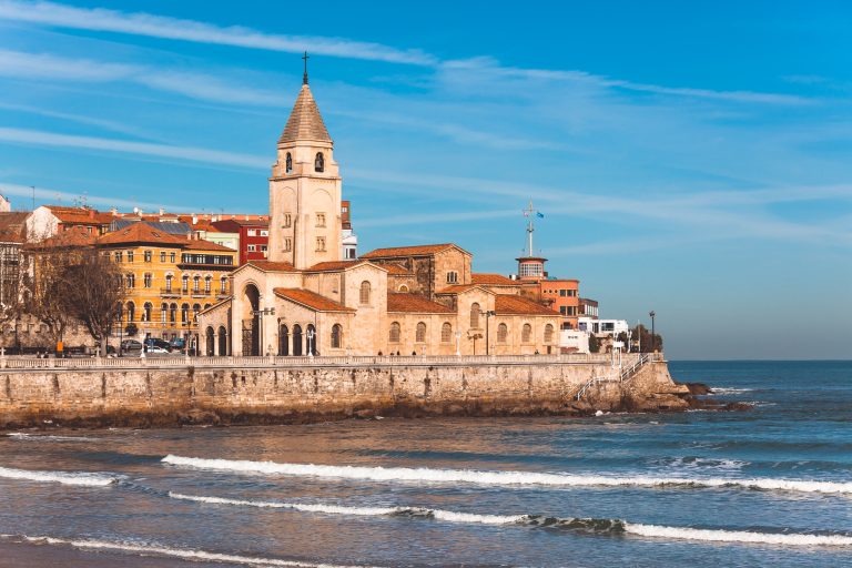 8 lieux en Espagne que vous devrez voir absolument avant qu'ils ne deviennent trop populaires !