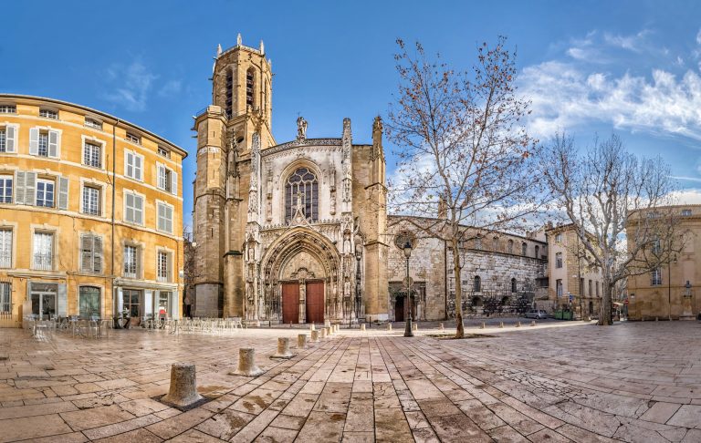 Cette ville provençale vous réserve des surprises inattendues – Découvrez ce que vous ne savez pas sur Aix-en-Provence !