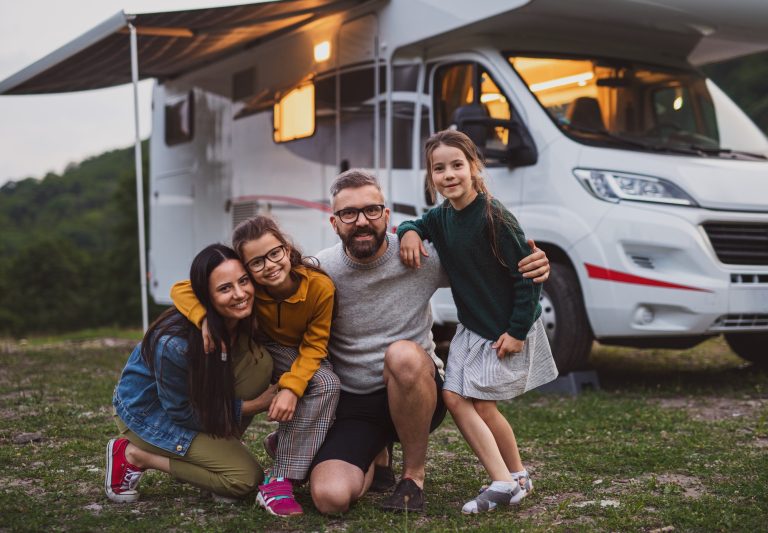 Mini, pliante ou rigide ? Ne choisissez pas votre caravane avant d’avoir lu ça !