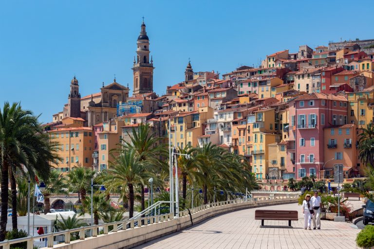 Ces 7 perles azuréennes allient tranquillité et art de vivre à la française