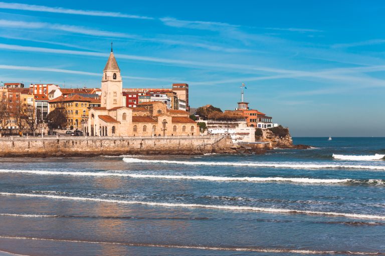 Cette perle cachée de la Costa Verde va devenir votre prochaine destination coup de cœur !