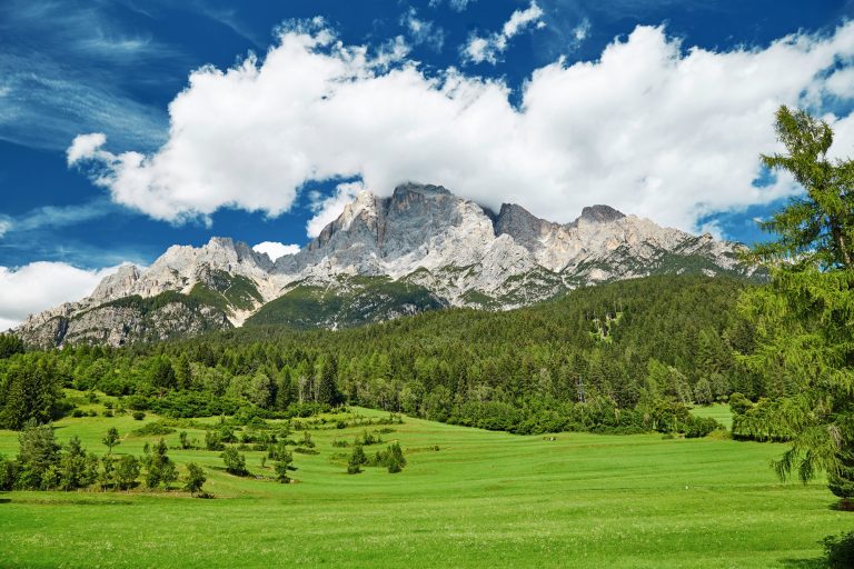 Vous rêvez d’un décor de carte postale ? Ce bijou du Trentin-Haut-Adige va vous émerveiller !