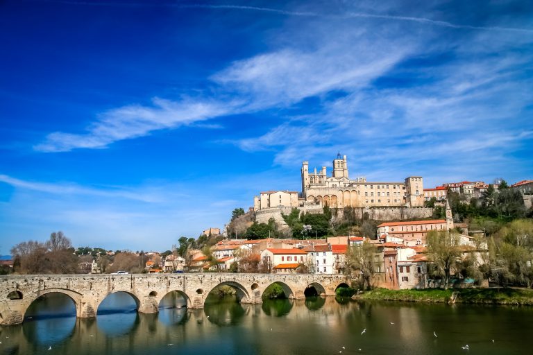 Vanlife à Béziers : Voici les meilleurs spots à ne surtout pas manquer lors de votre séjour !