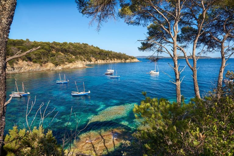 Cette île paradisiaque du Sud de la France vous réserve des paysages à couper le souffle