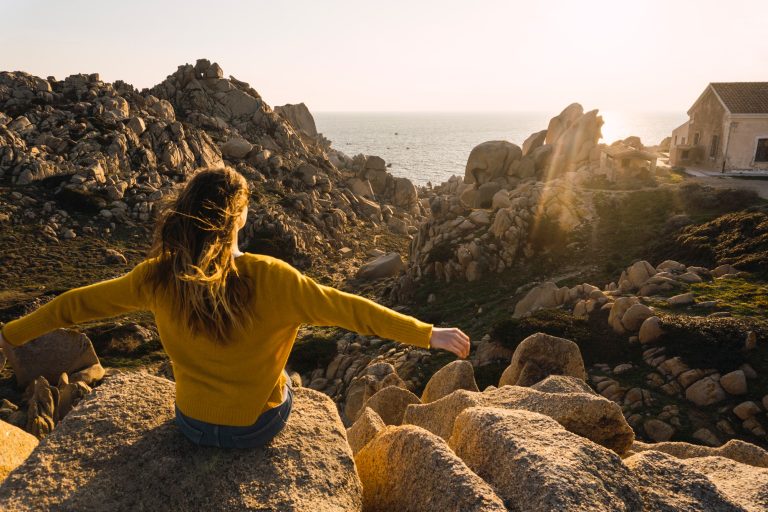 Partez à la découverte de l’île italienne où le temps ne fait plus sens