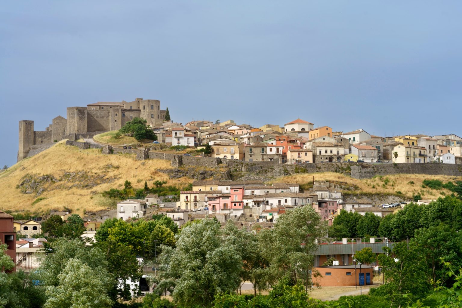 Oubliez la Toscane ! Cette région méconnue d’Italie va bientôt faire parler d’elle partout