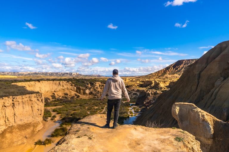 Vous passez à côté sans le savoir : ces lieux secrets de Navarre méritent le détour
