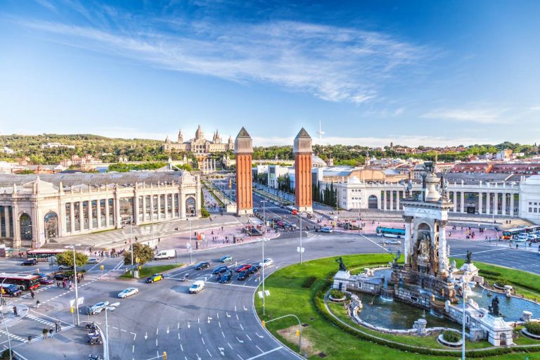 Envie d’un été inoubliable ? Voici tout ce que Barcelone en août réserve aux visiteurs curieux Envie d’un été inoubliable ? Voici tout ce que Barcelone en août réserve aux visiteurs curieux