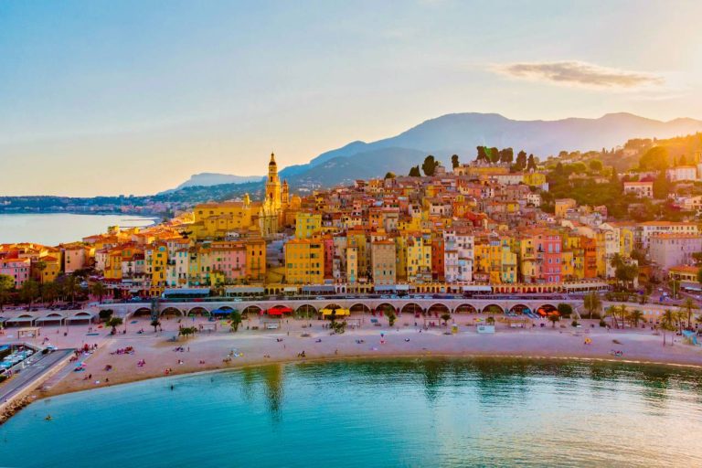 Frontière ou illusion ? Ce coin de la Côte d’Azur ressemble plus à l’Italie qu’à la France