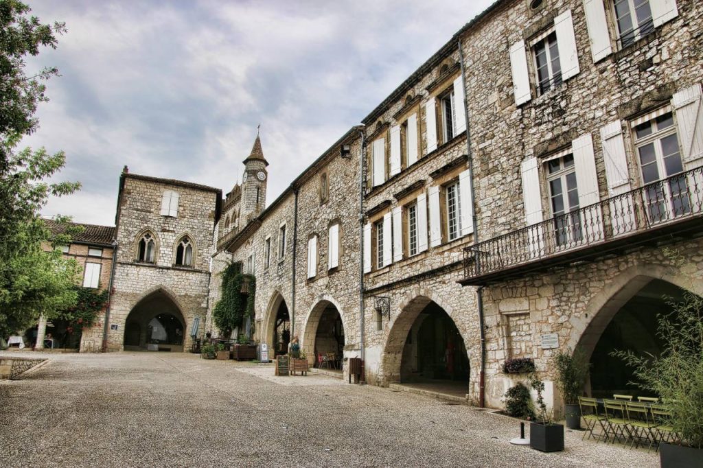 Ruelles secrètes, vues imprenables : Monflanquin a tout pour vous faire craquer