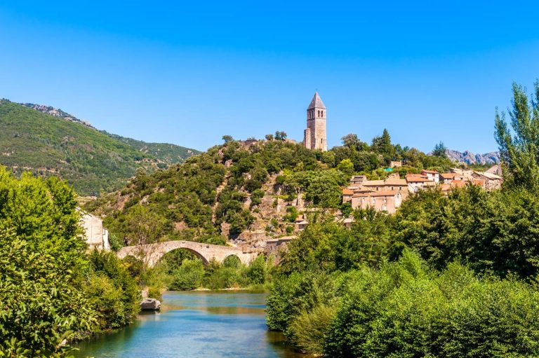 Olargues : la beauté médiévale oubliée de l’Hérault qui va vous couper le souffle