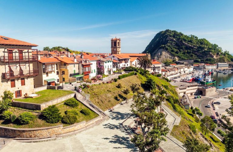 Vacances en famille : découvrez Zarautz, la perle basque qui séduit même les voyageurs exigeants