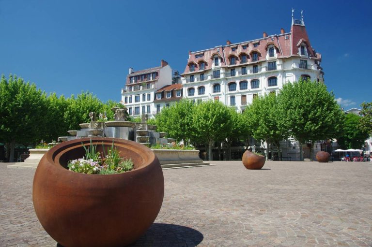 Aix-les-Bains : découvrez la station thermale d'exception au cœur des Alpes françaises