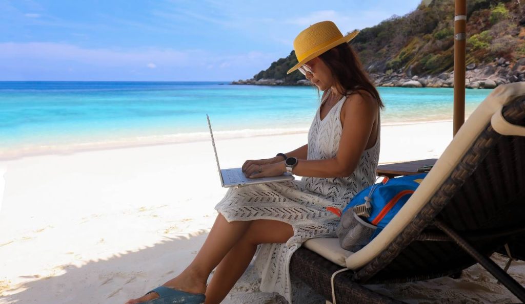 Vacances d'expatriés : comment en profiter vraiment sans gâcher le peu de temps qu'on a