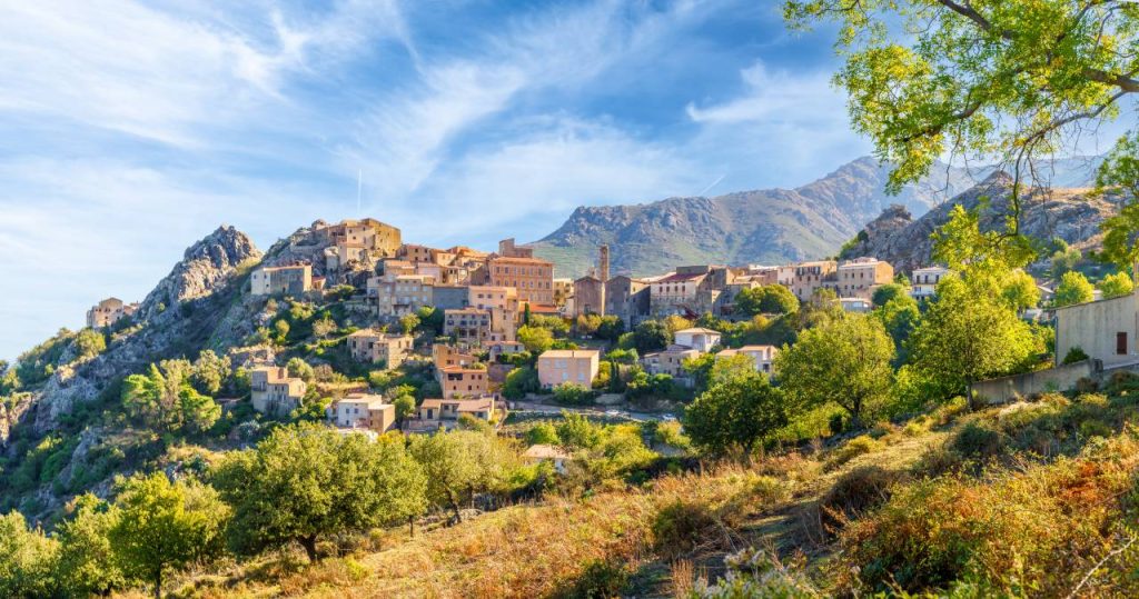 Roadtrip en Corse : les plus beaux sites à ne pas manquer sur l’île de Beauté Roadtrip en Corse : les plus beaux sites à ne pas manquer sur l'île de Beauté