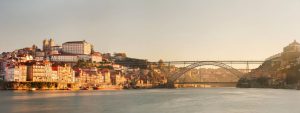 Pourquoi visiter Porto en octobre ? Ces 7 expériences hors des sentiers battus vont vous surprendre Pourquoi visiter Porto en octobre ? Ces 7 expériences hors des sentiers battus vont vous surprendre